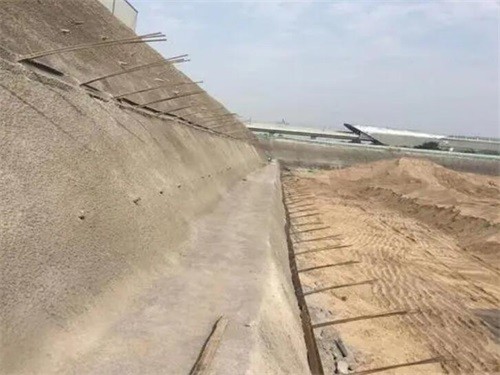 沙依巴克河道边坡加固